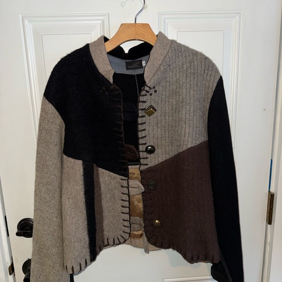 Women's Colorblock Wool Jacket - Picture 3 of 8